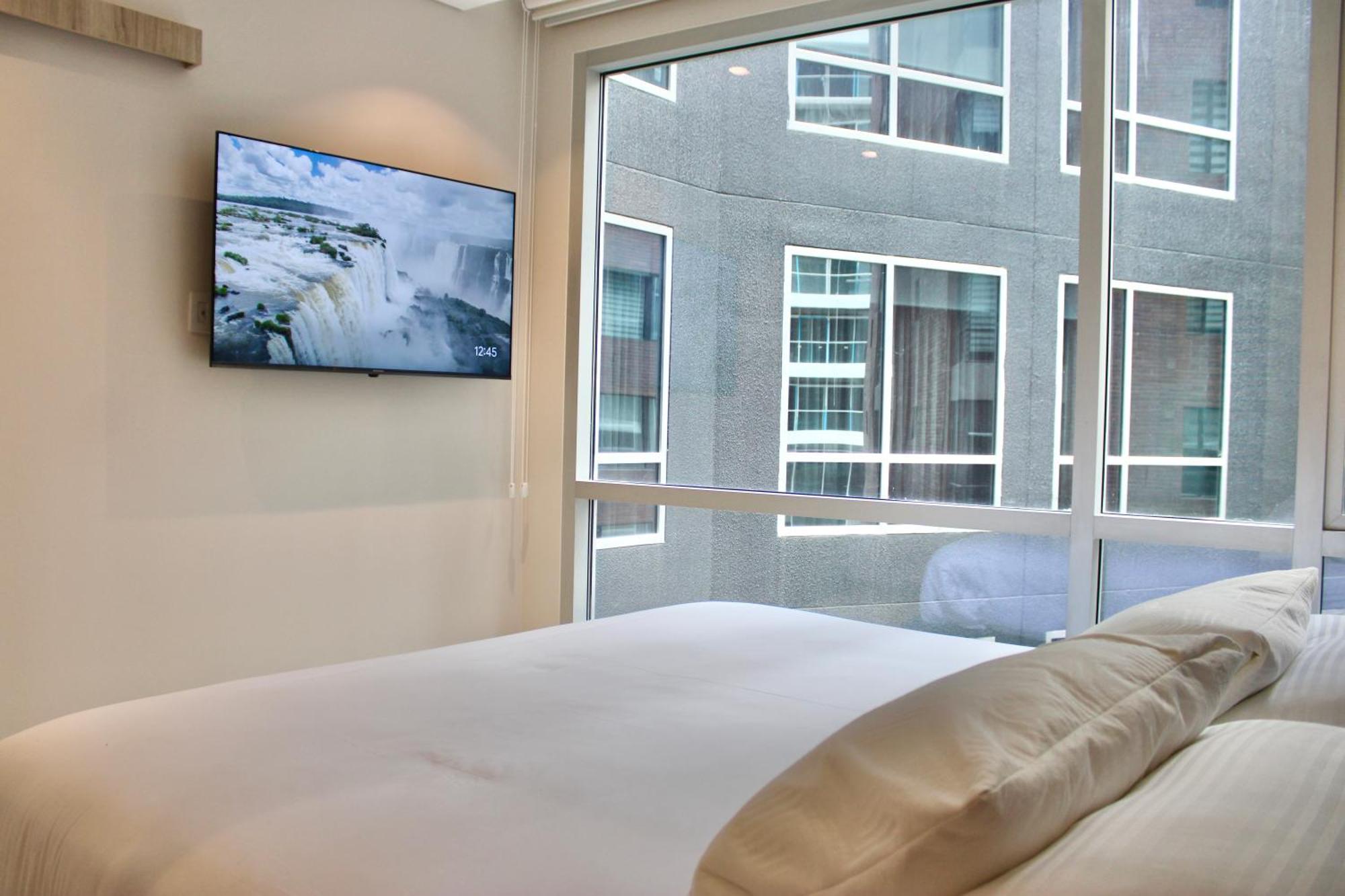Le Parc Residences With Hotel Services Кито Екстериор снимка