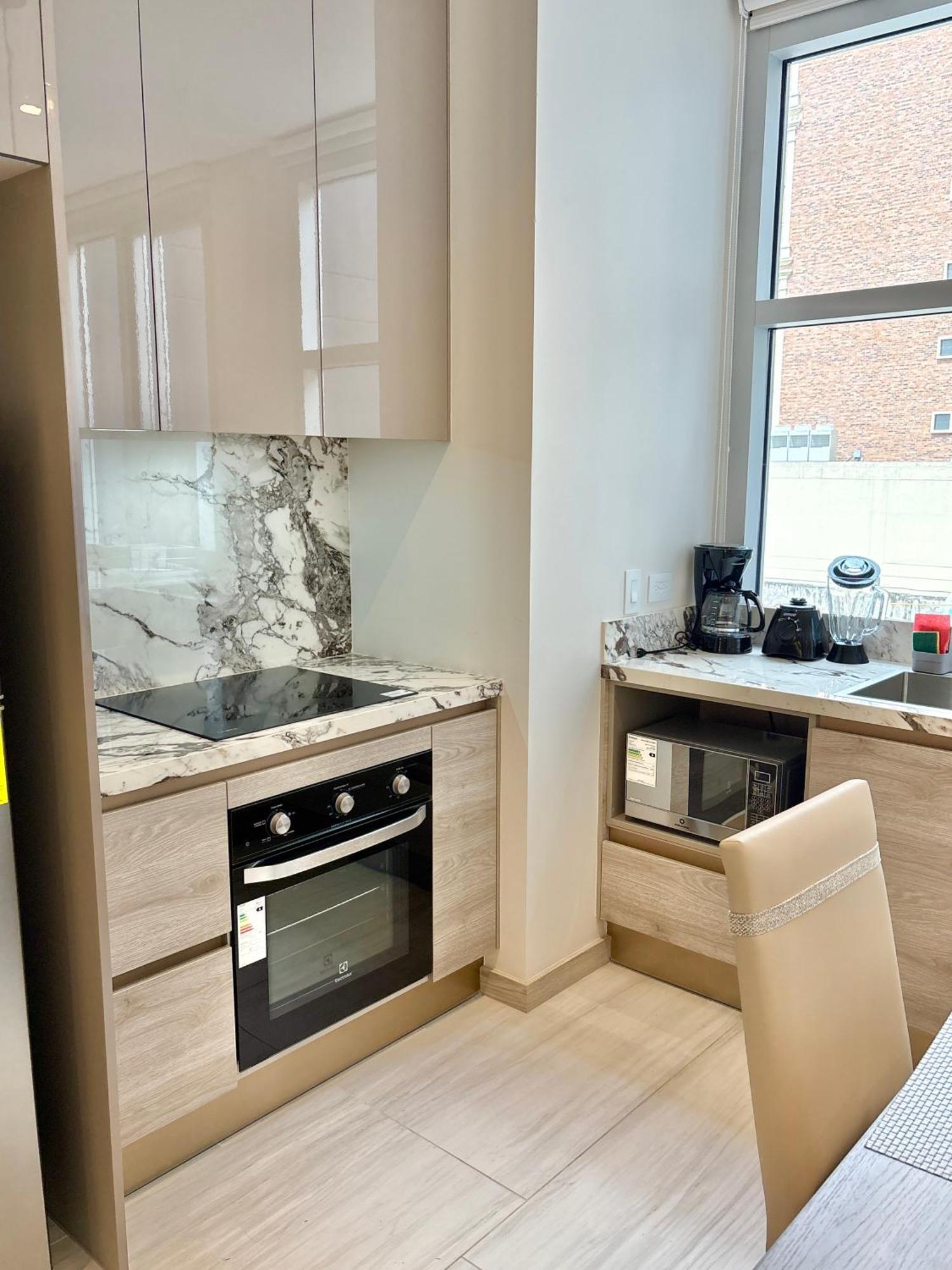 Le Parc Residences With Hotel Services Кито Екстериор снимка